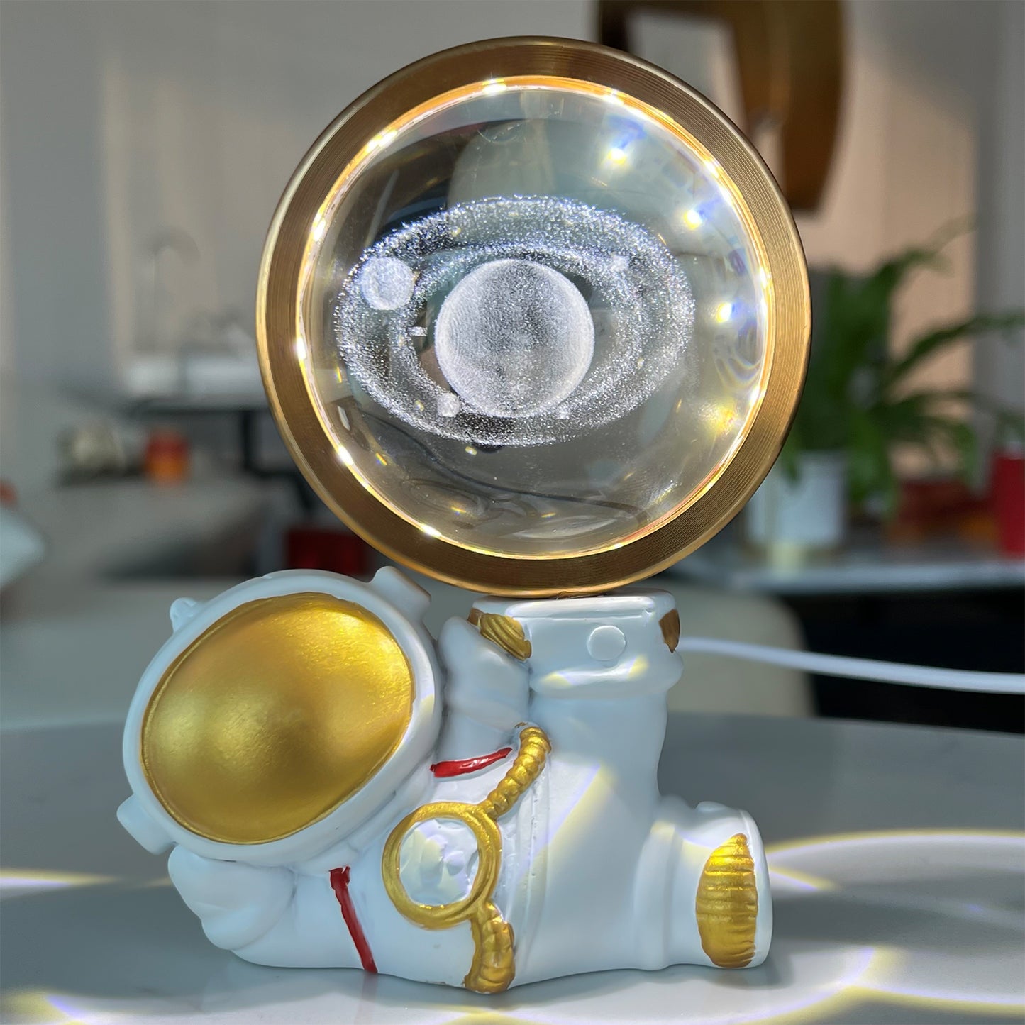 3D Planet Crystal Ball,Figurine Night Light with LED Light,Astronaut Holding Decoration,5.1in Tall,rotating crystal ball,Fancy Gift, Planets Sphere,Birthday,Room Deco,Valentine's Day, Mother's Day